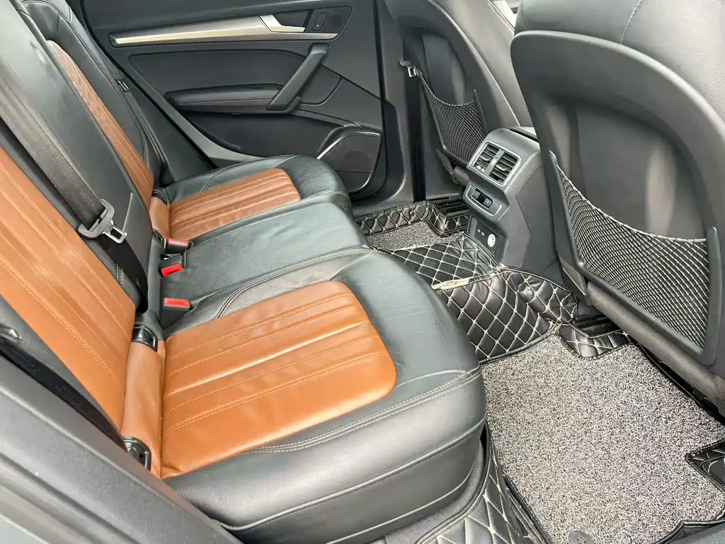 Audi Q5L 2020