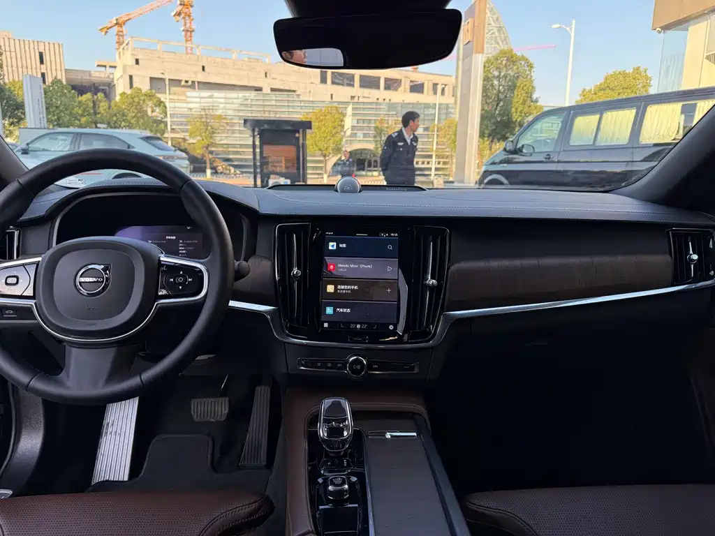 Volvo S90 2023 — фото 10