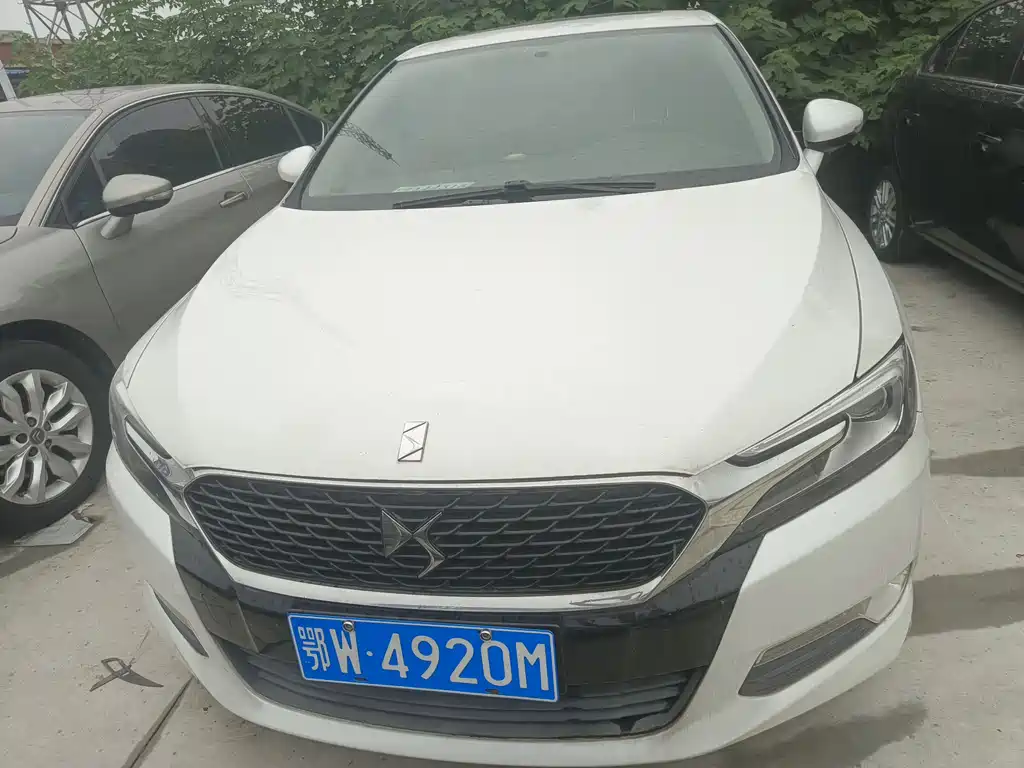 DS 5LS 2017