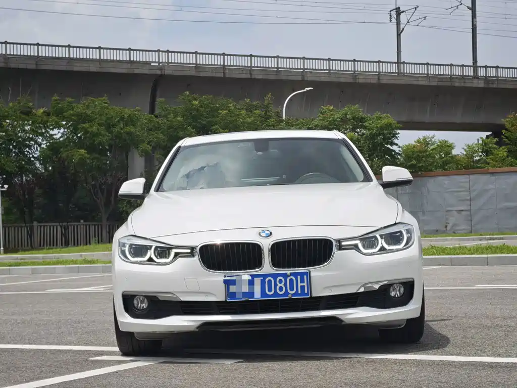 BMW 3 Series 2017