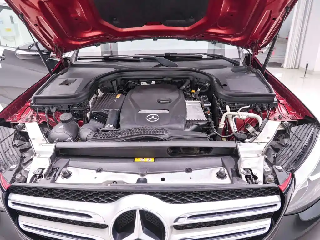 Mercedes-Benz GLC 2018 — фото 24