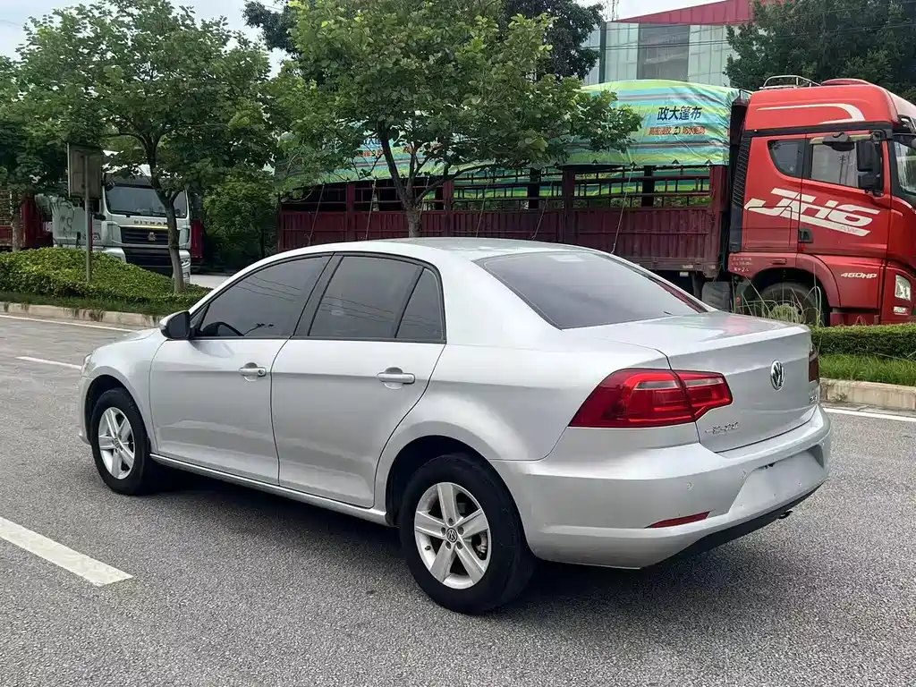 Volkswagen Bora 2015