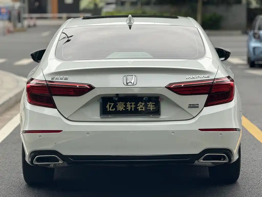 Honda Inspire 2023 — фото 6