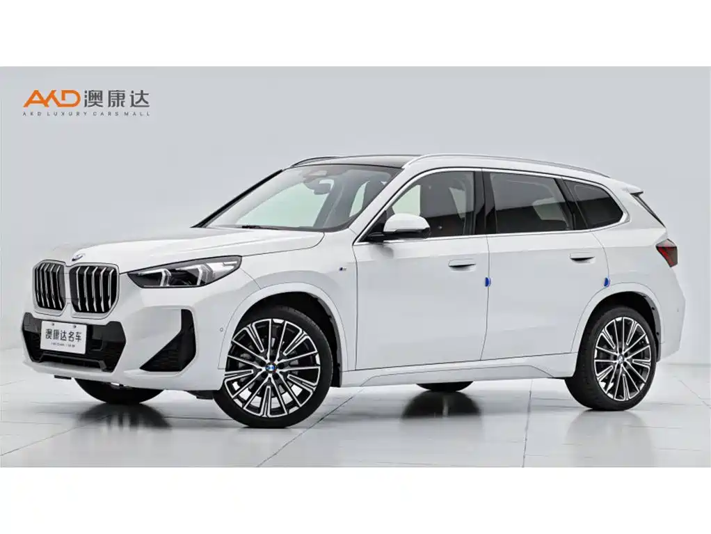 BMW X1 2024 — фото 1