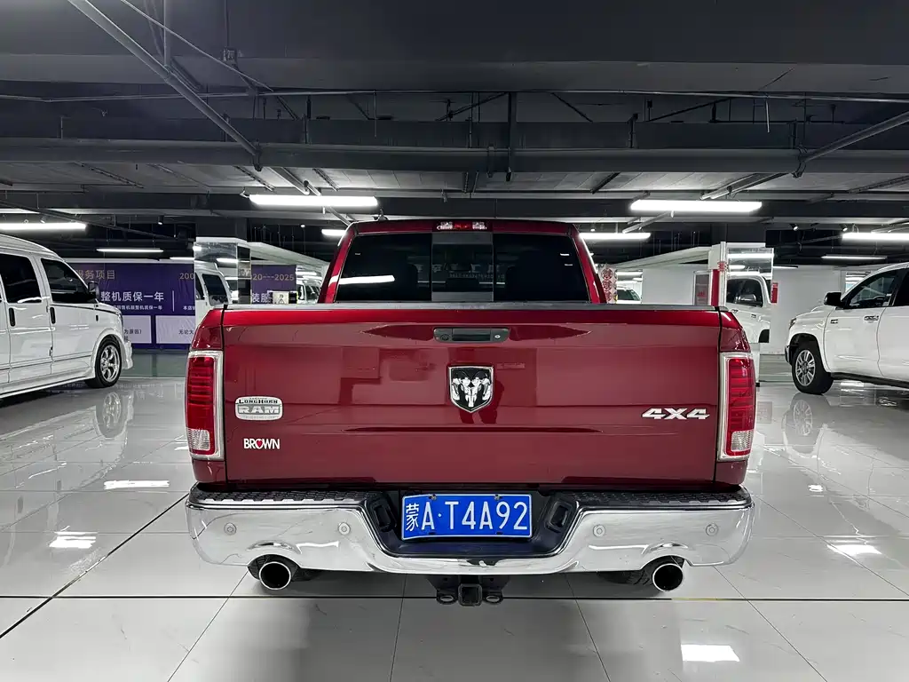 RAM Trucks 2015 — фото 8
