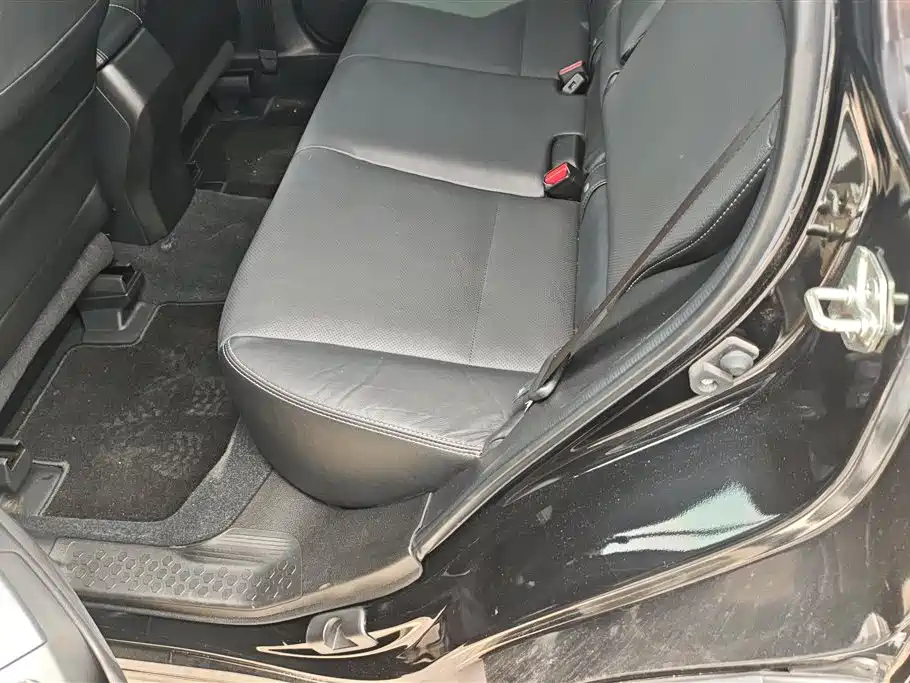 Subaru Forester 2014 — фото 11
