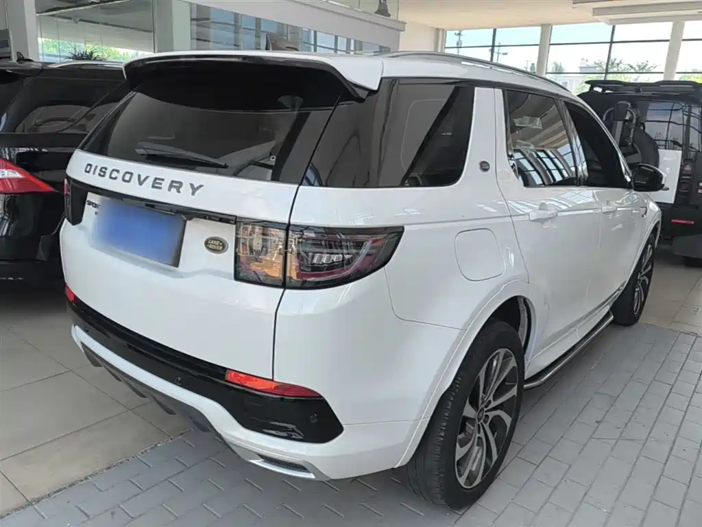 Land Rover Discovery Sport 2022 — фото 7