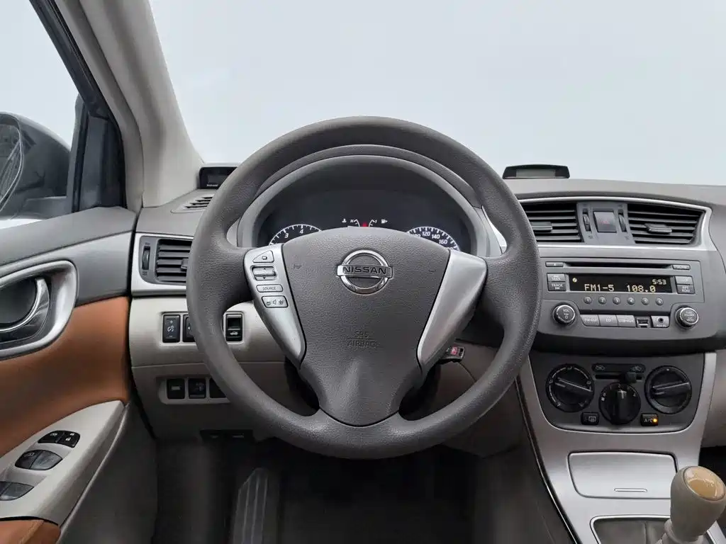 Nissan Sylphy 2014 — фото 11
