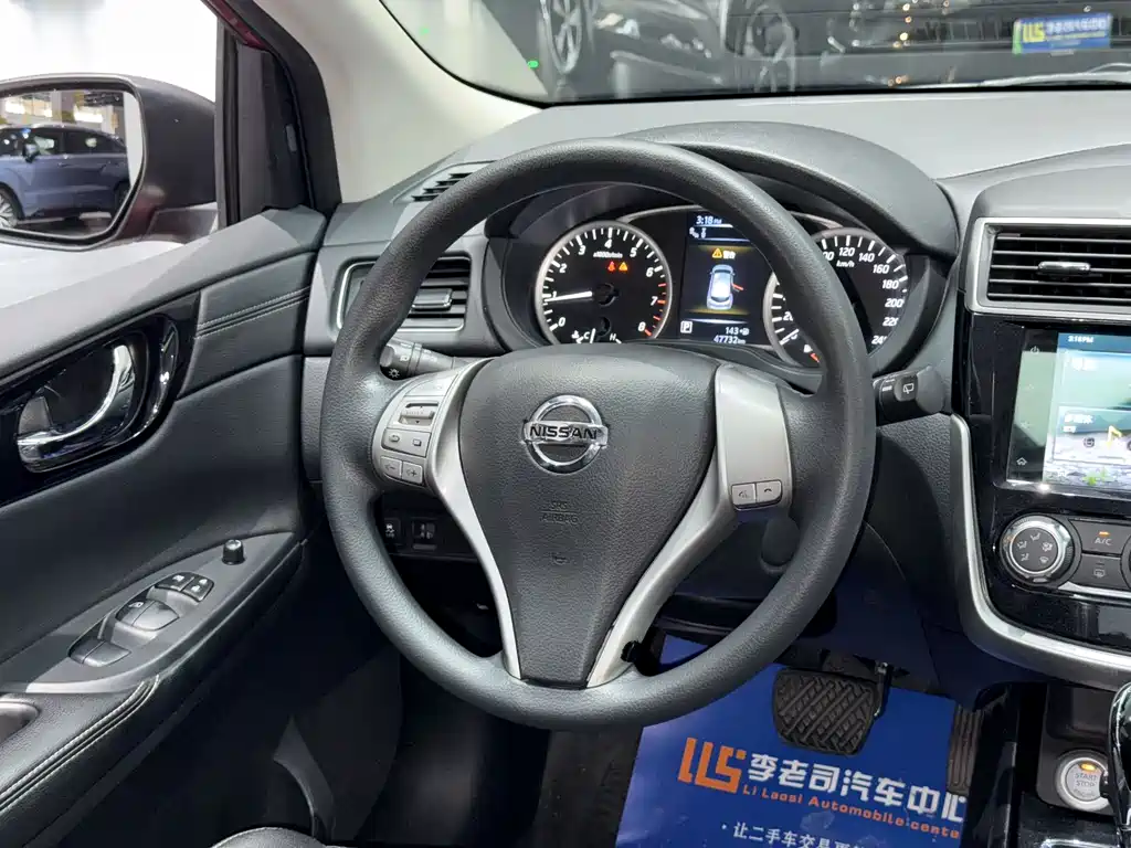 Nissan Tiida 2019 — фото 11