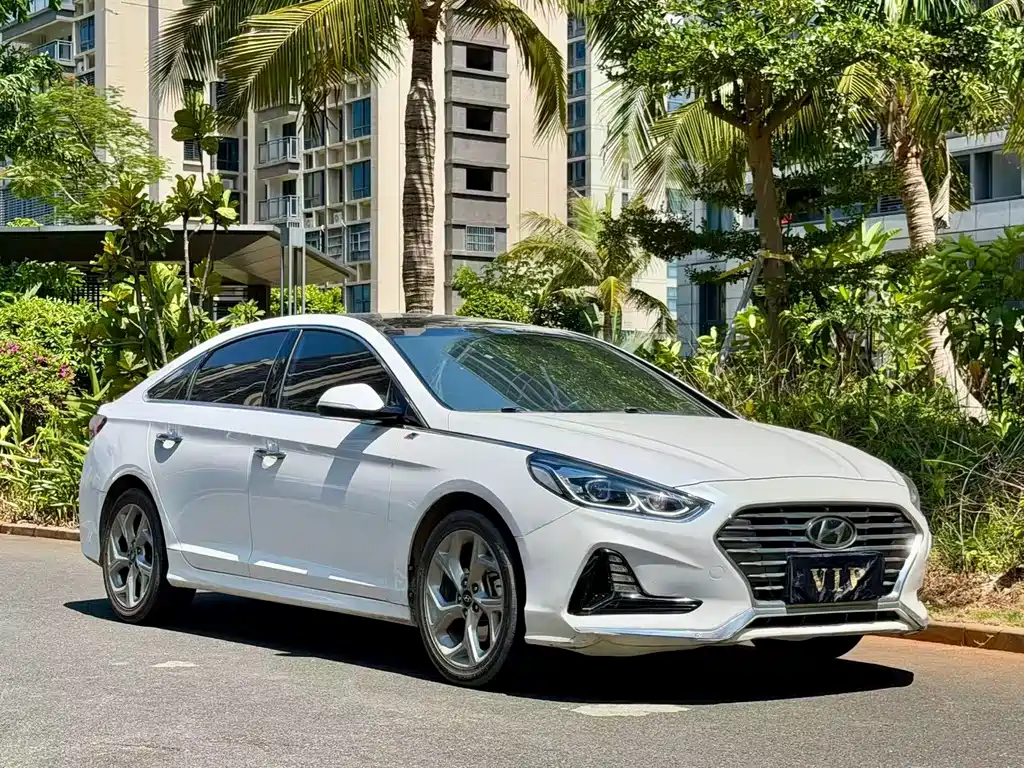 Hyundai Sonata 2019 — фото 12
