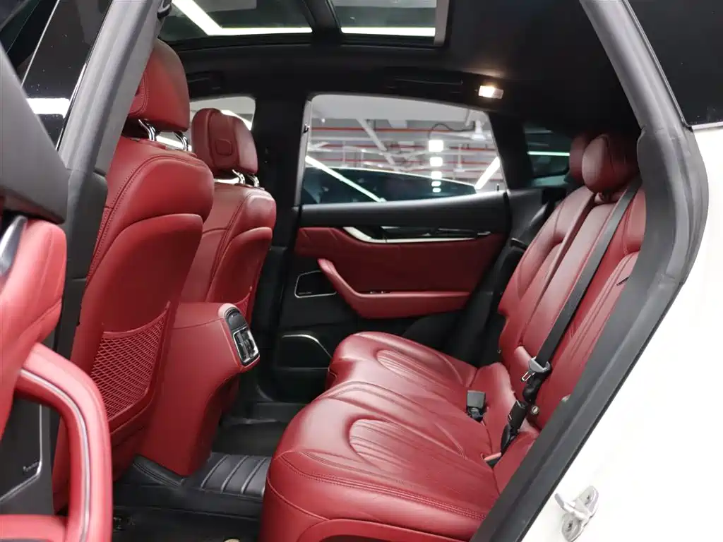 Maserati Levante 2022 — фото 19