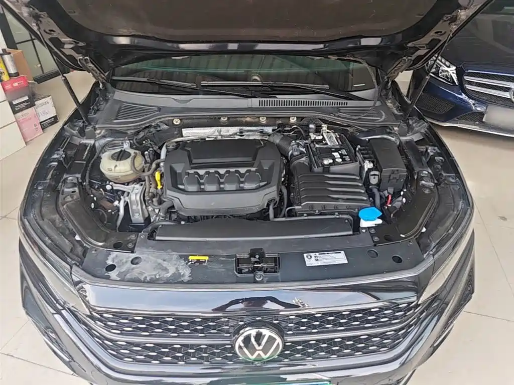Volkswagen Passat 2023 — фото 20