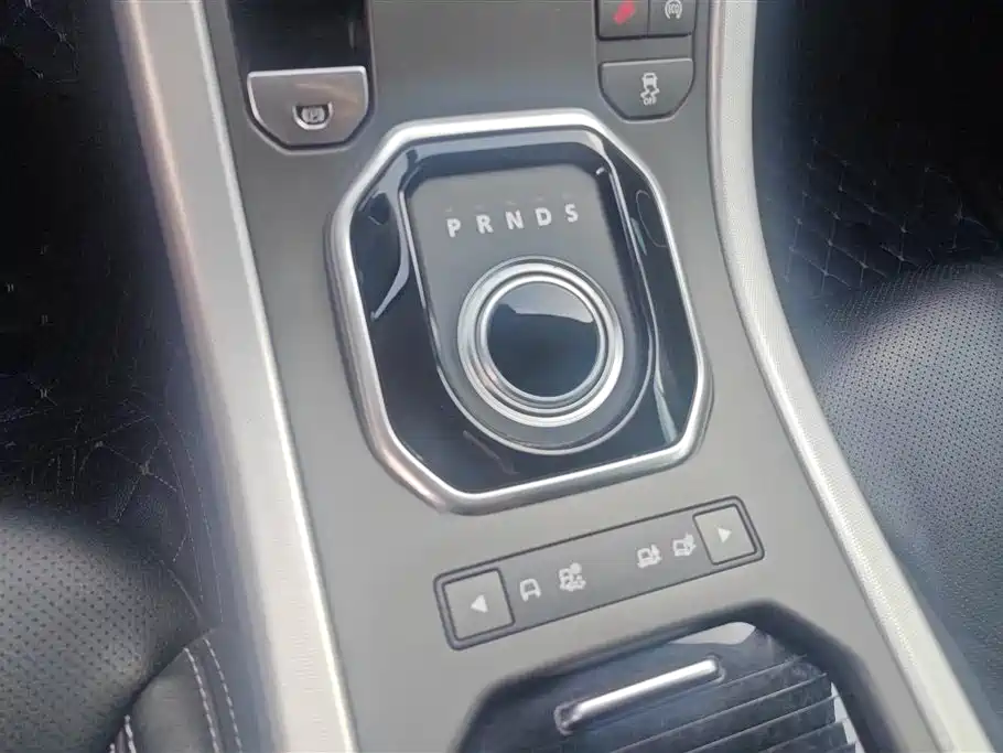 Land Rover Evoque 2014 — фото 16