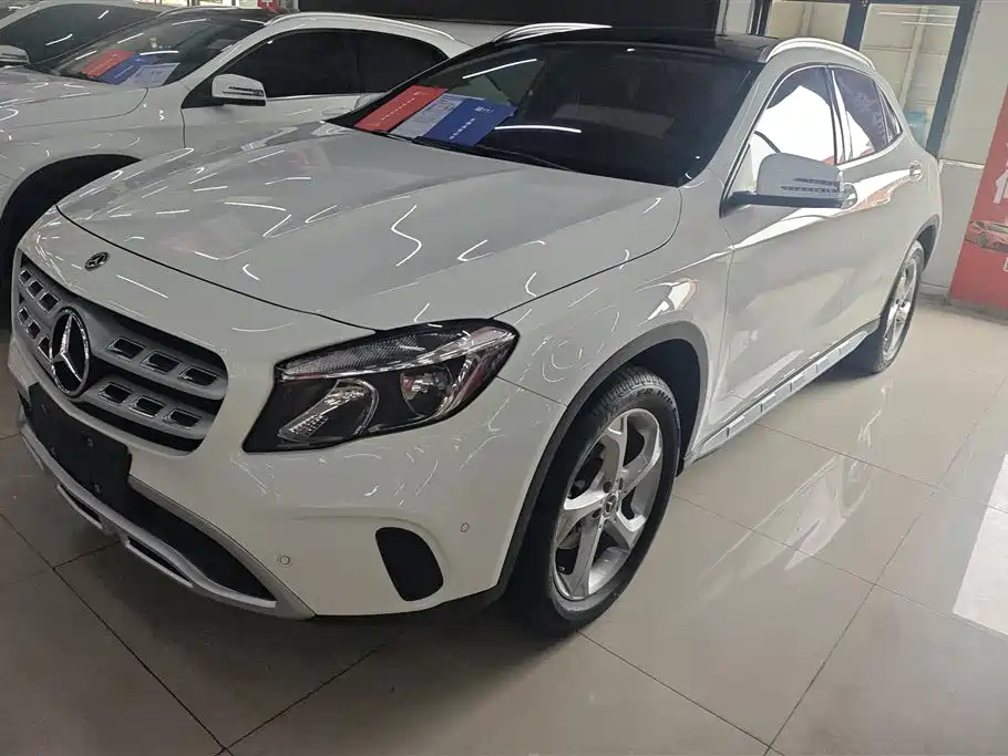 Mercedes-Benz GLA 2019