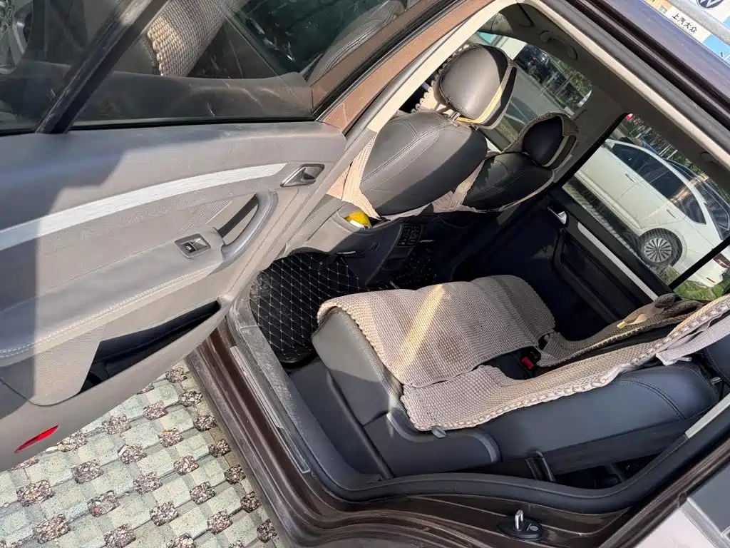 Volkswagen Touran 2014