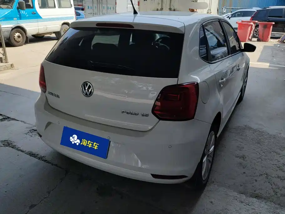 Volkswagen Polo 2015