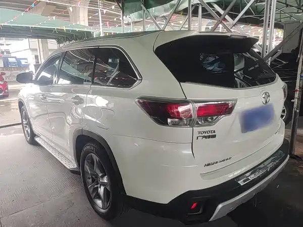Toyota Highlander 2015
