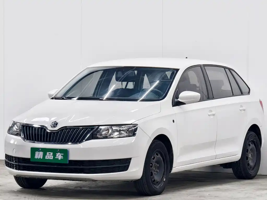 Skoda Rapid Spaceback 2015