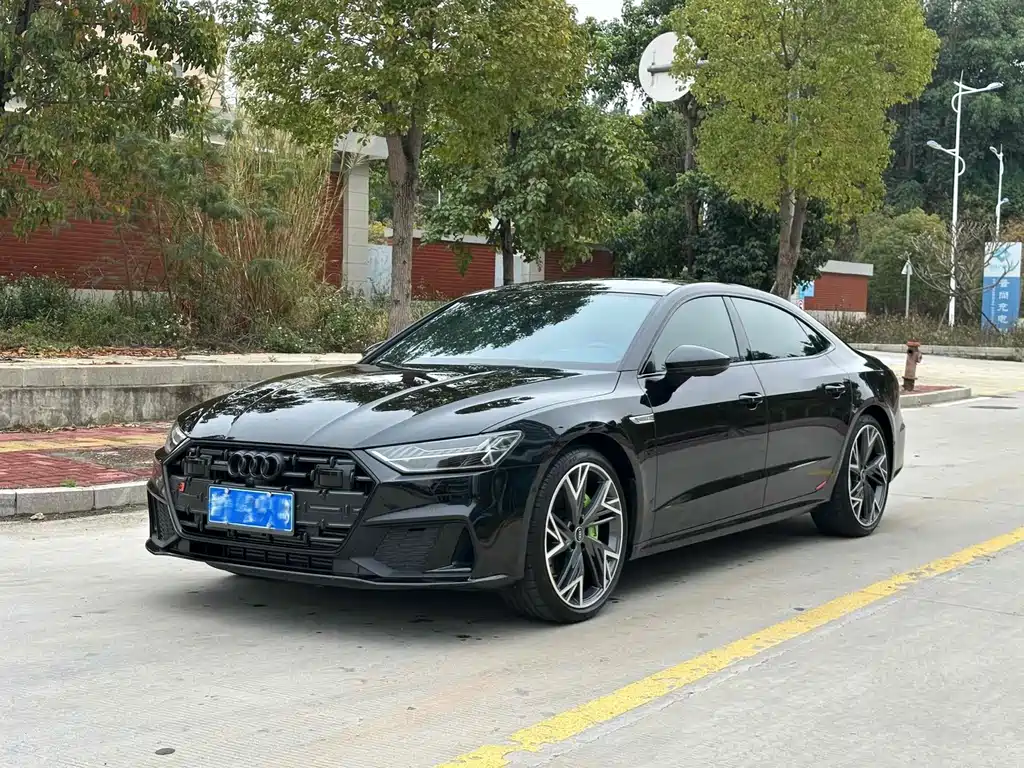 Audi A7L 2023 — фото 1