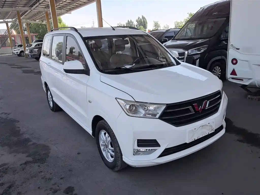 Wuling Hongguang 2019 — фото 4