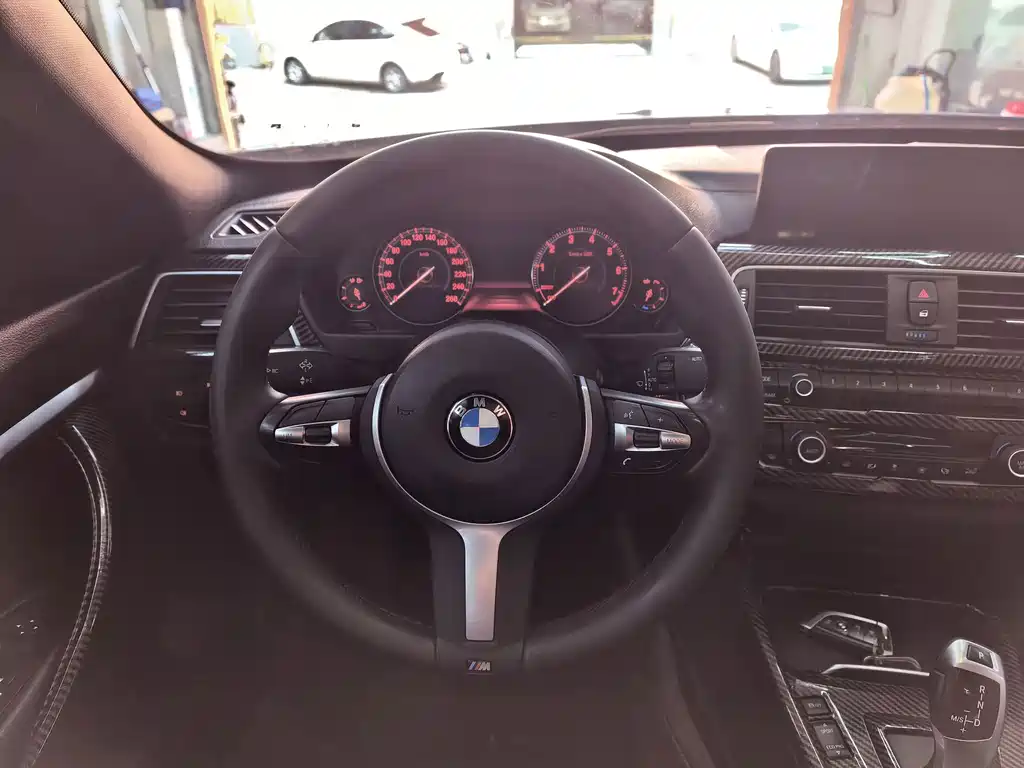 BMW 3 Series GT 2020 — фото 20
