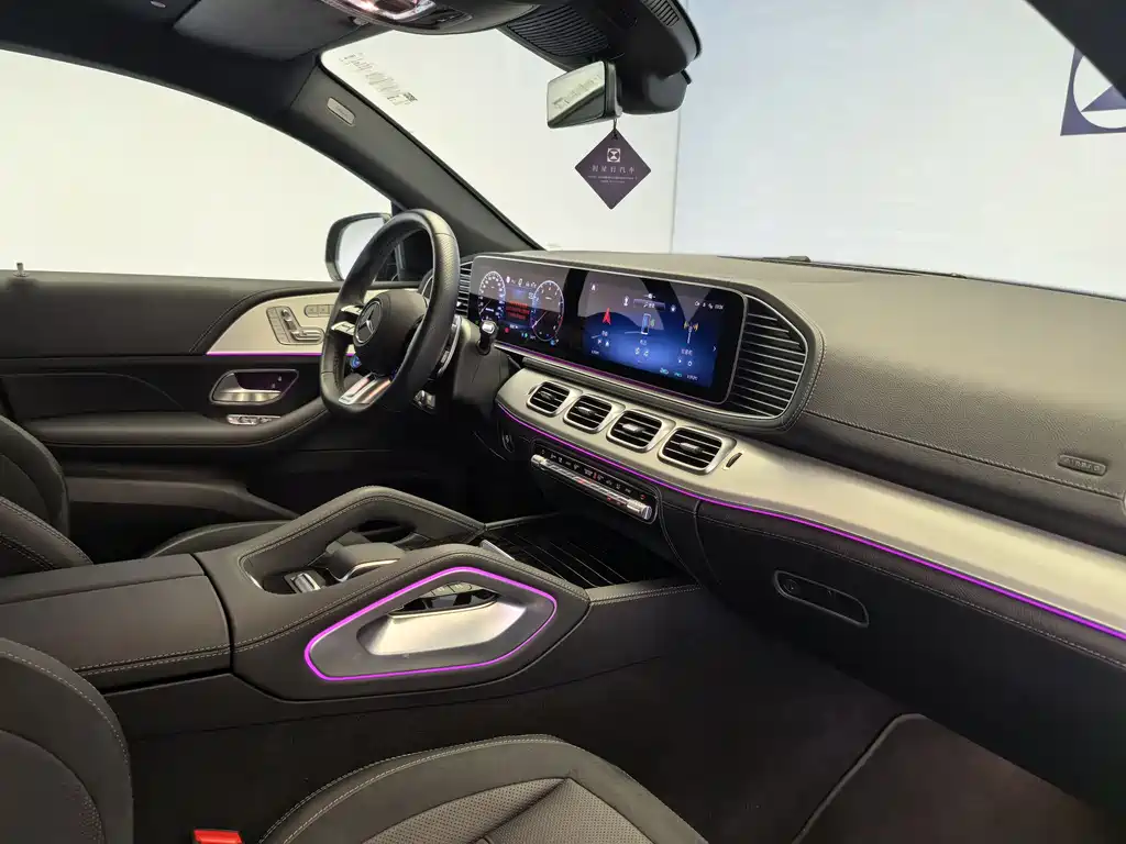 Mercedes-Benz GLE Coupe AMG 2025 — фото 18