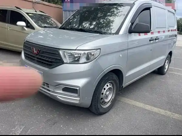 Wuling Hongguang V 2022