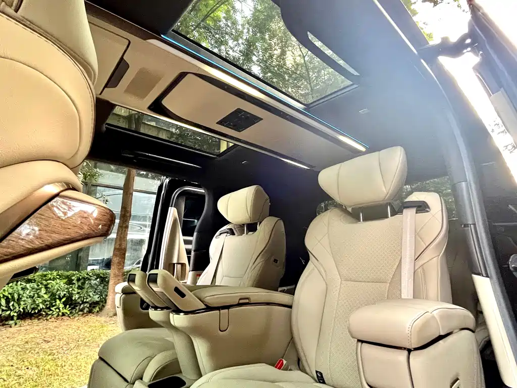 Toyota Alphard 2024 — фото 14