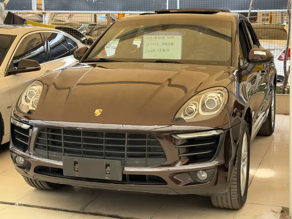 Porsche Macan 2015 — фото 1