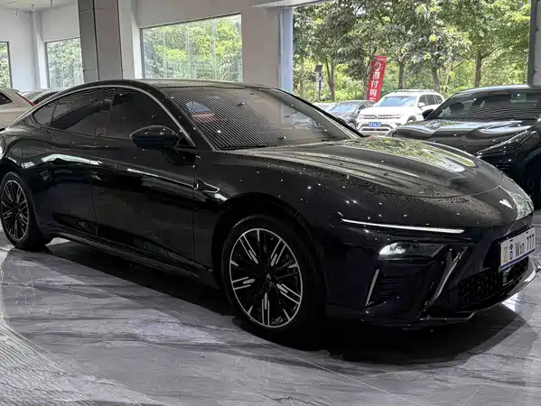 Neta S 2023
