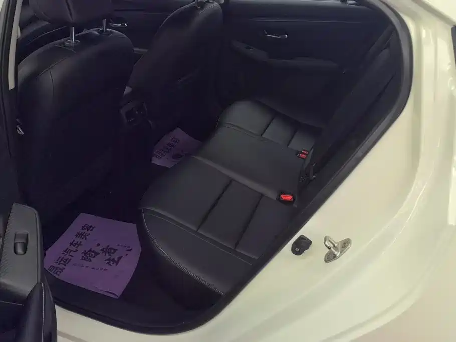 Nissan Sylphy 2020 — фото 11