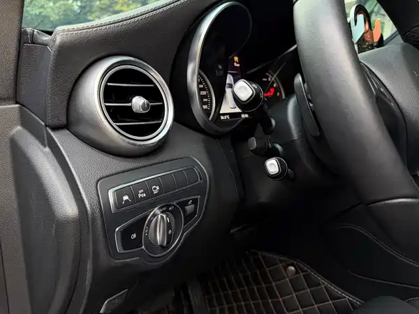 Mercedes-Benz GLC 2019