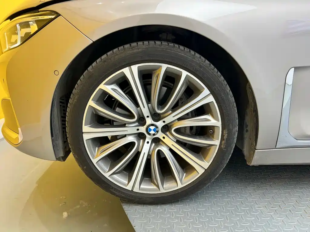 BMW 7 Series 2020 — фото 10