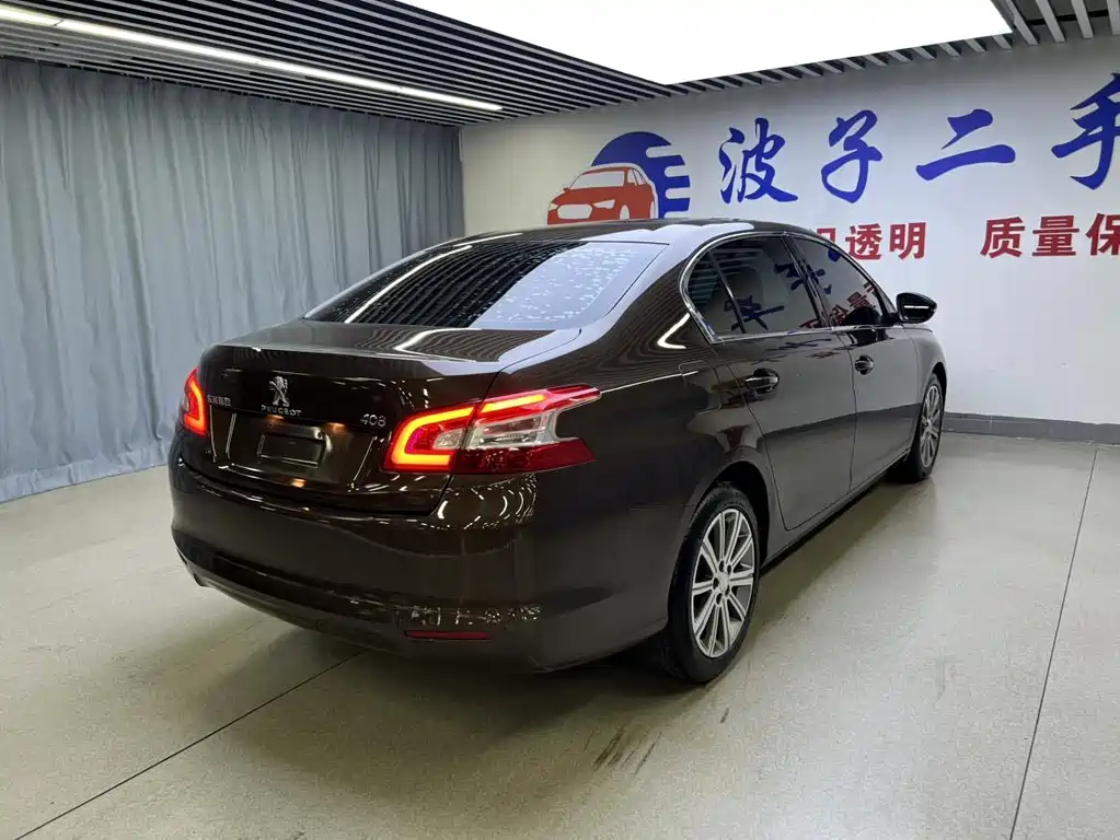 Peugeot 408 2016 — фото 18