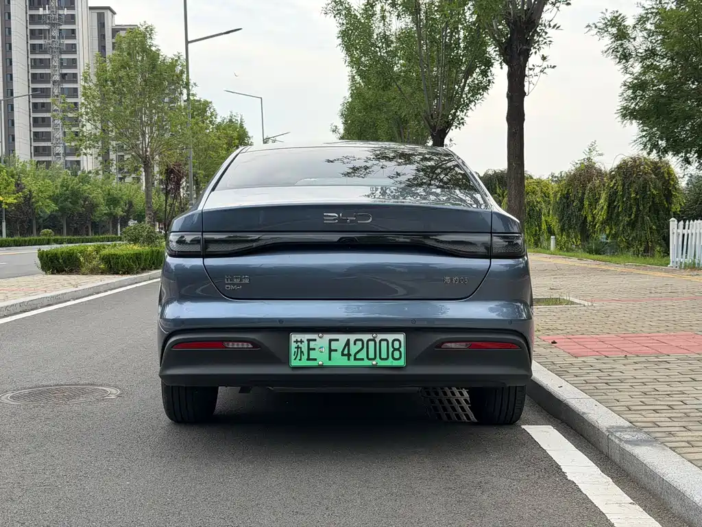 BYD Seal 05 DM-i 2025 — фото 5