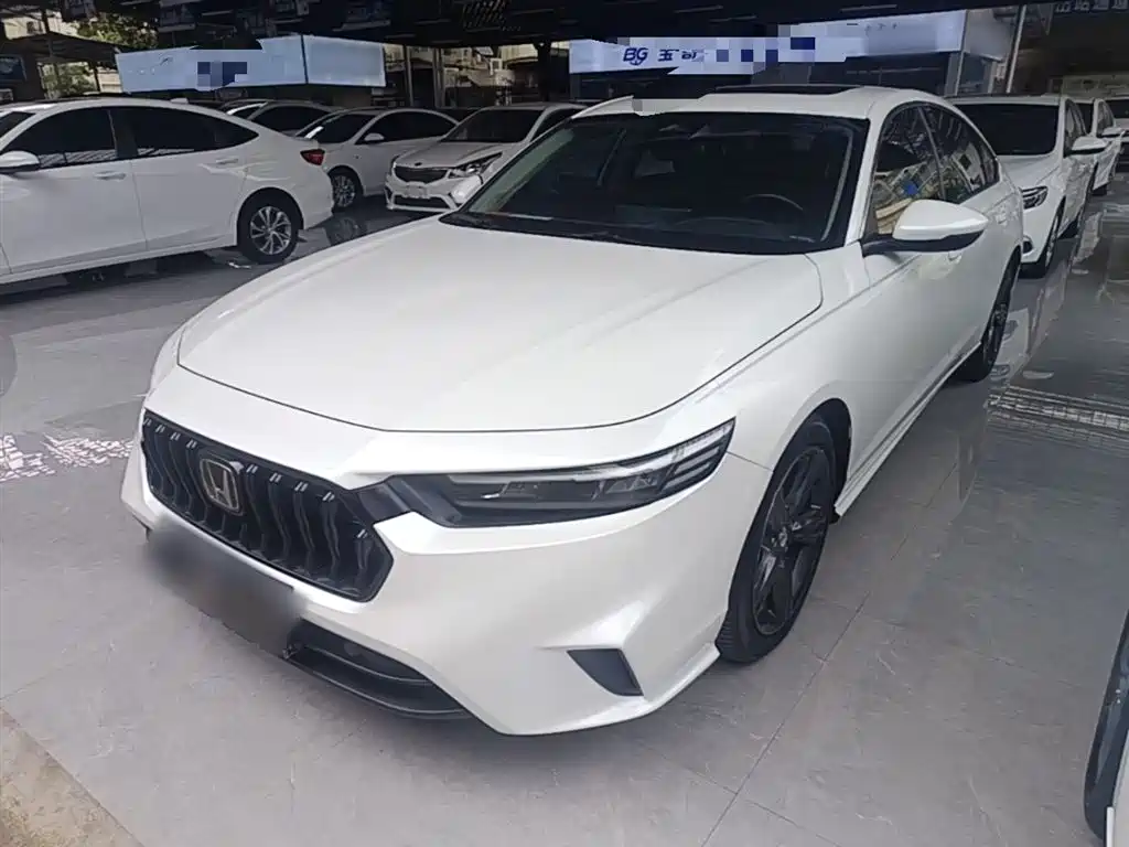 Honda Inspire 2024 — фото 1
