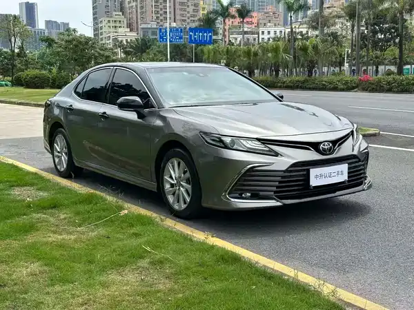 Toyota Camry 2021