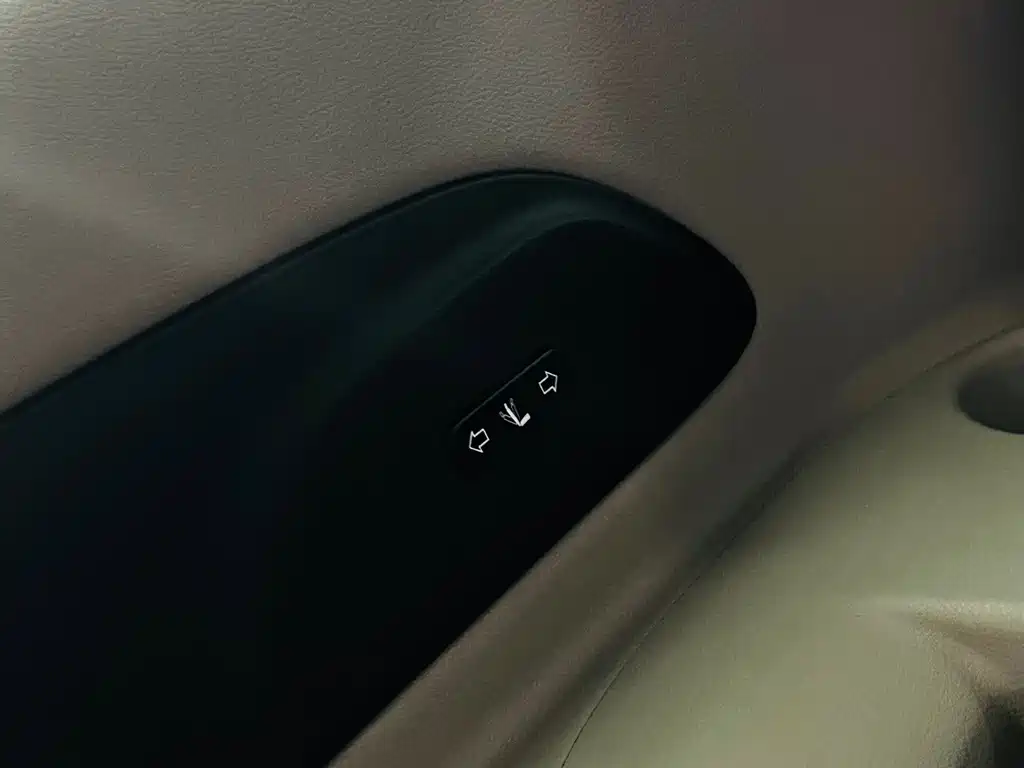 Chrysler Grand Voyager 2020 — фото 28