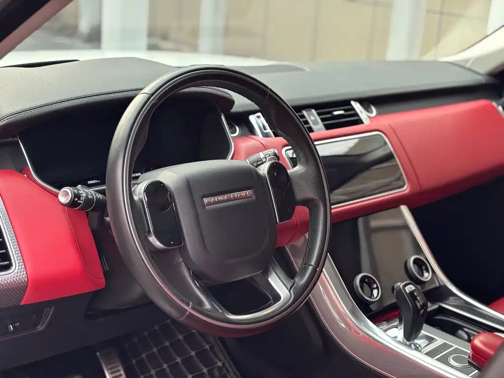 Land Rover Range Rover Sport 2019 — фото 6