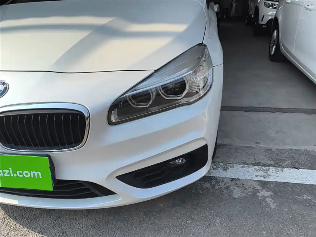 BMW 2 Series Active Tourer 2016 — фото 24