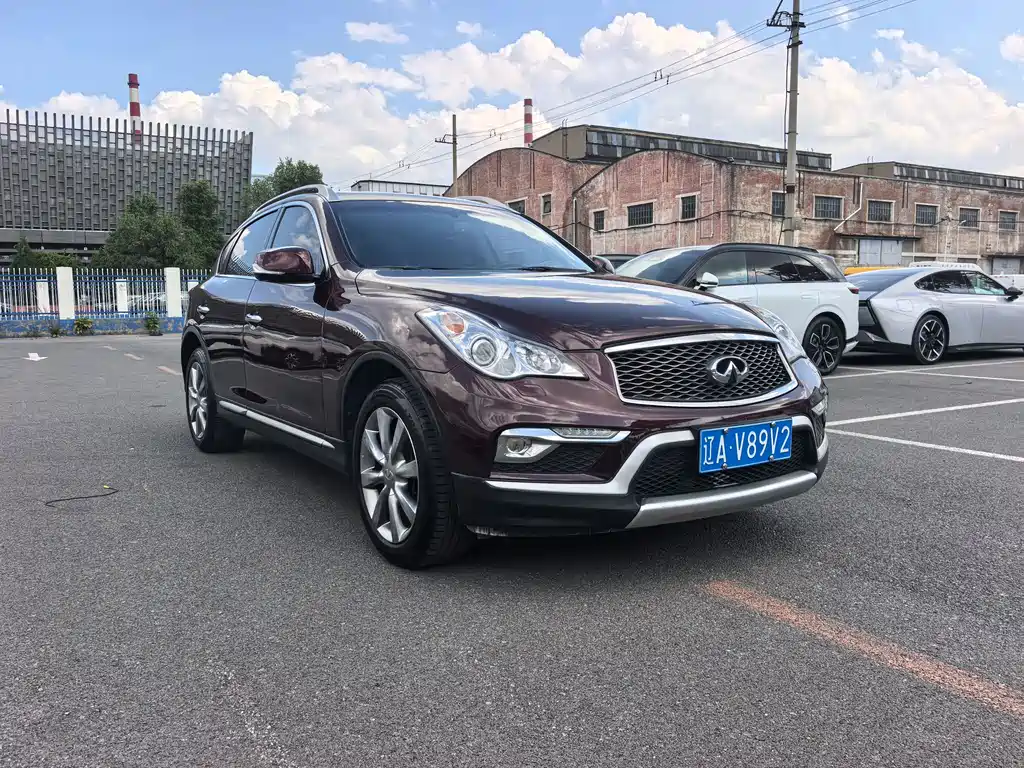Infiniti QX50 2016 — фото 3