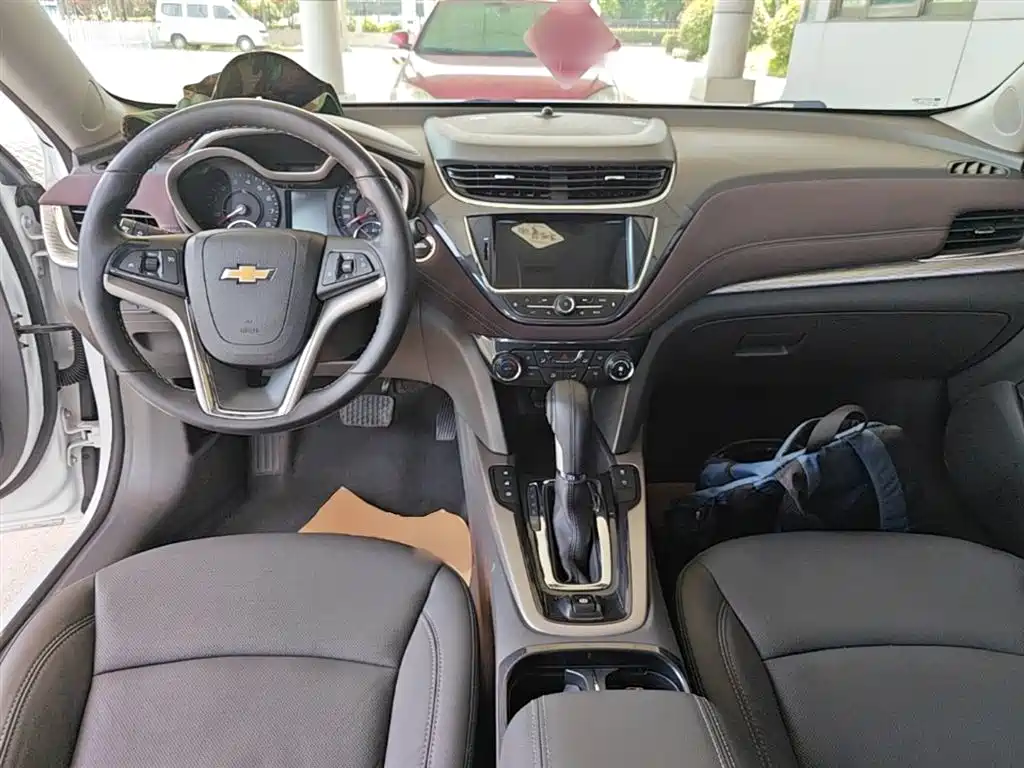 Chevrolet Malibu 2019 — фото 10