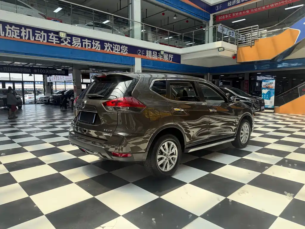 Nissan X-Trail 2023 — фото 6