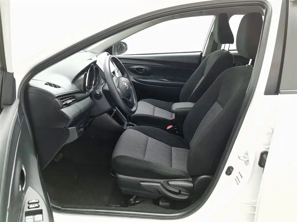 Toyota Vios 2020 — фото 10
