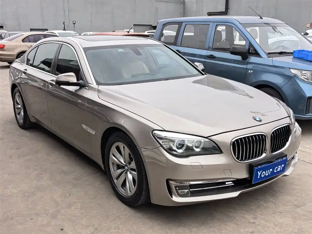 BMW 7 Series 2013 — фото 3