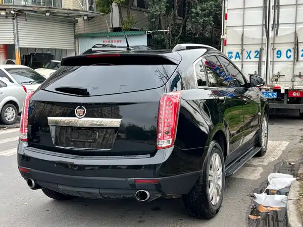 Cadillac SRX 2012