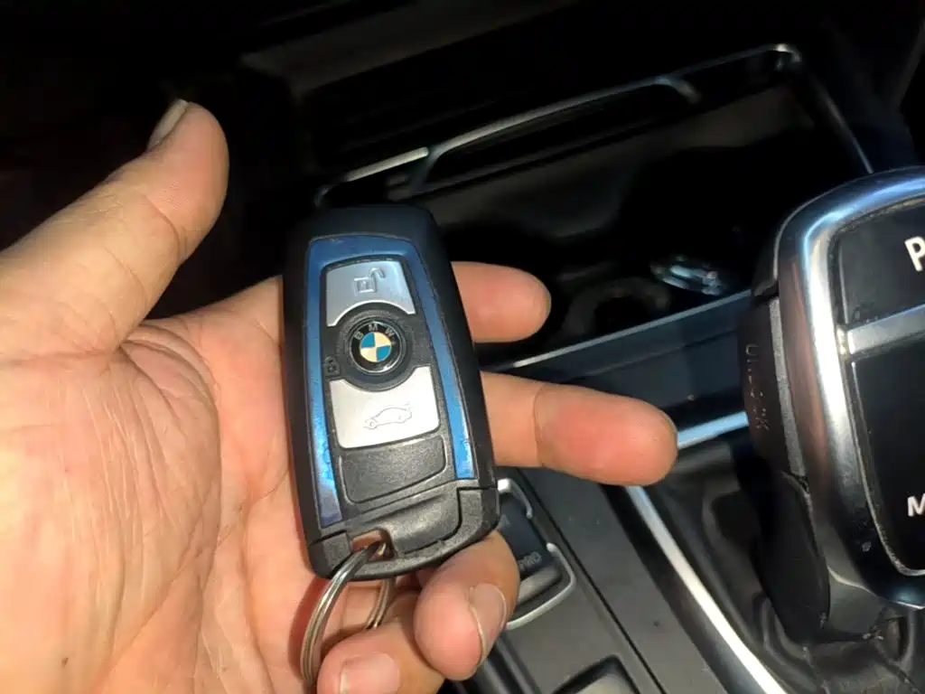 BMW 3 Series 2017 — фото 9