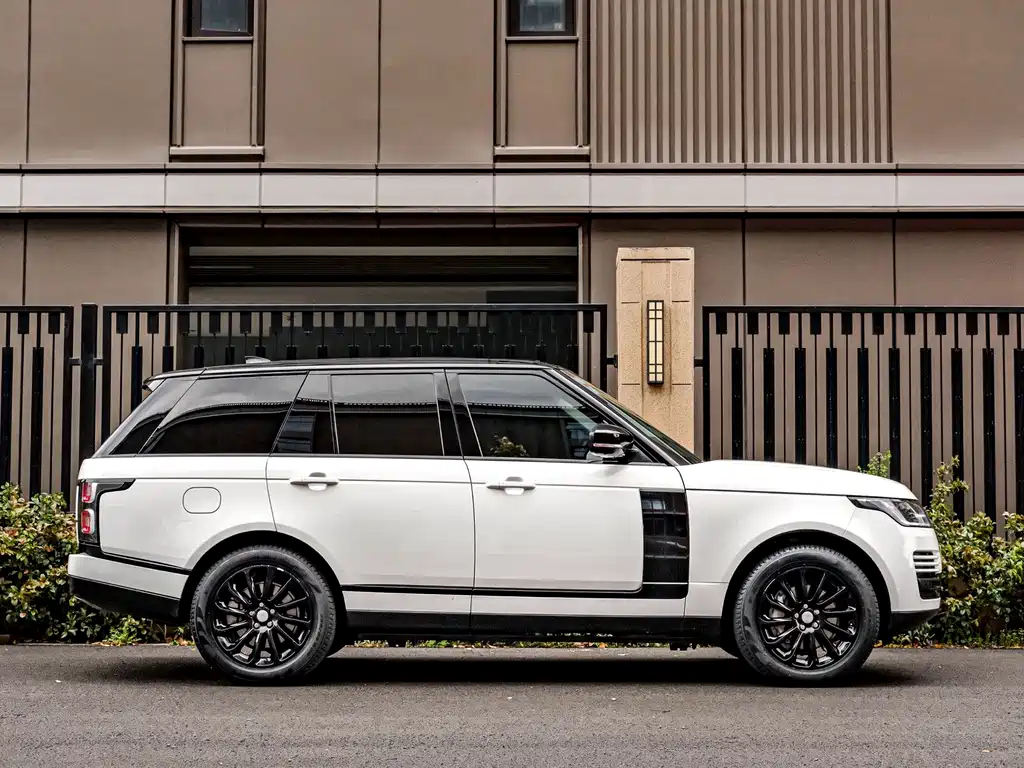 Land Rover Range Rover 2020 — фото 4