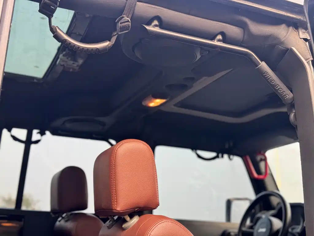 Jeep Wrangler 2010 — фото 14