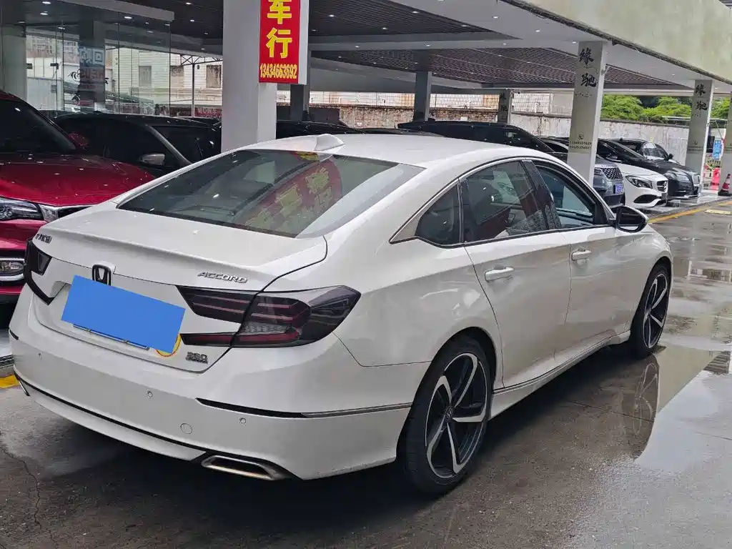 Honda Accord 2021 — фото 10